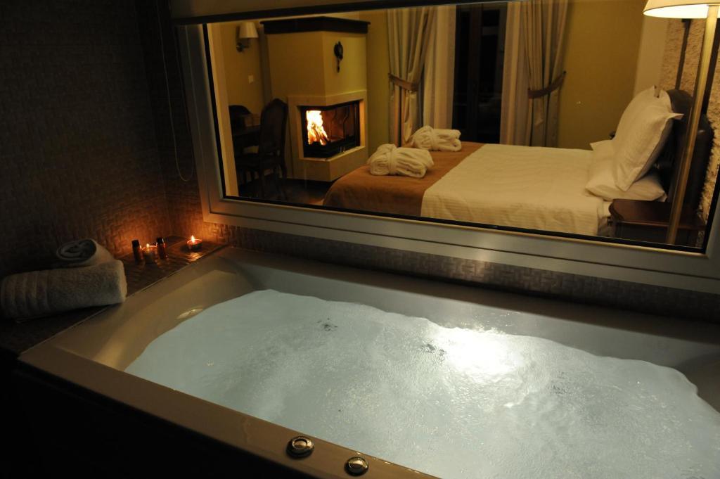 Agapi Luxury Hotel Káto Loutrákion Værelse billede